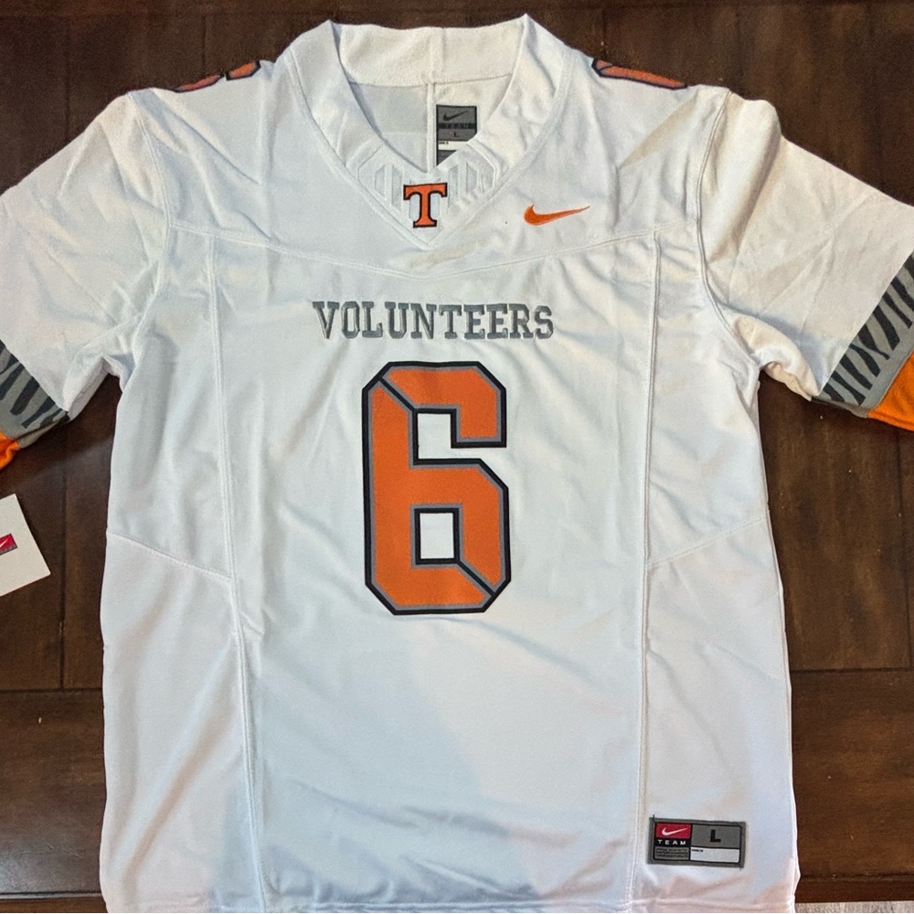 Joey Aguilar #6 University of Tennessee Volunteers White Jersey Adult Large NWT